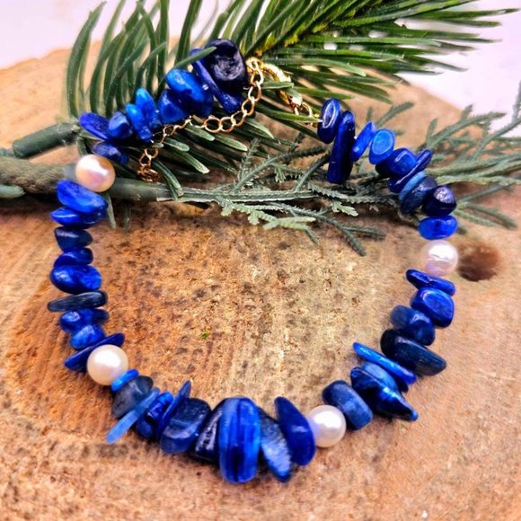 Nature Blue Kyanite Chips White Pearl Adjustable Bracelet - Picture 2 of 10